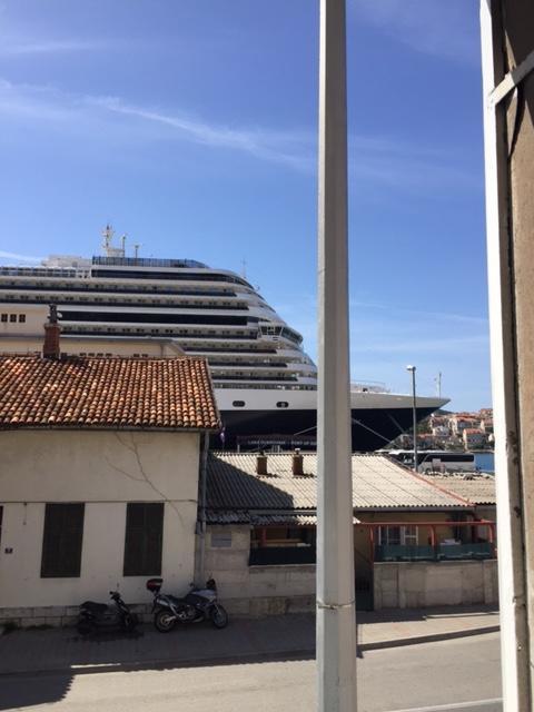 Main Bus Station Rooms Dubrovnik Exterior foto